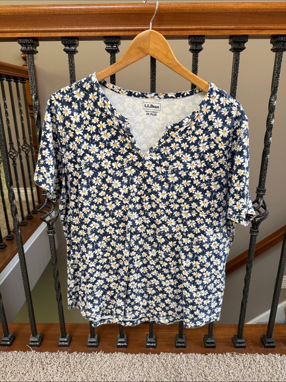 L.L. Bean Interlock Notch Neck Tee Short Sleeve Print Women's Plus